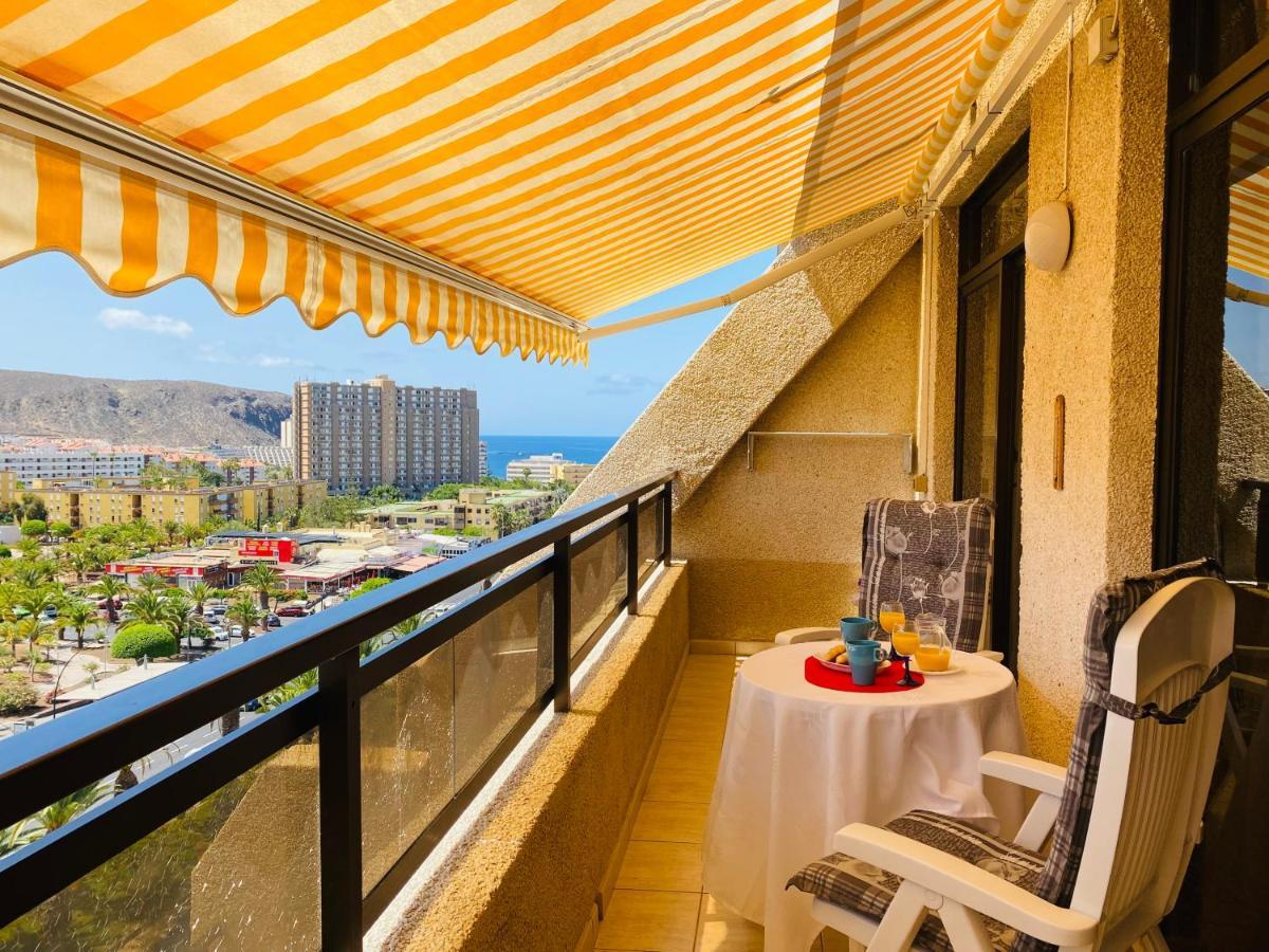Royal Holiday Home Лос Кристианос Екстериор снимка